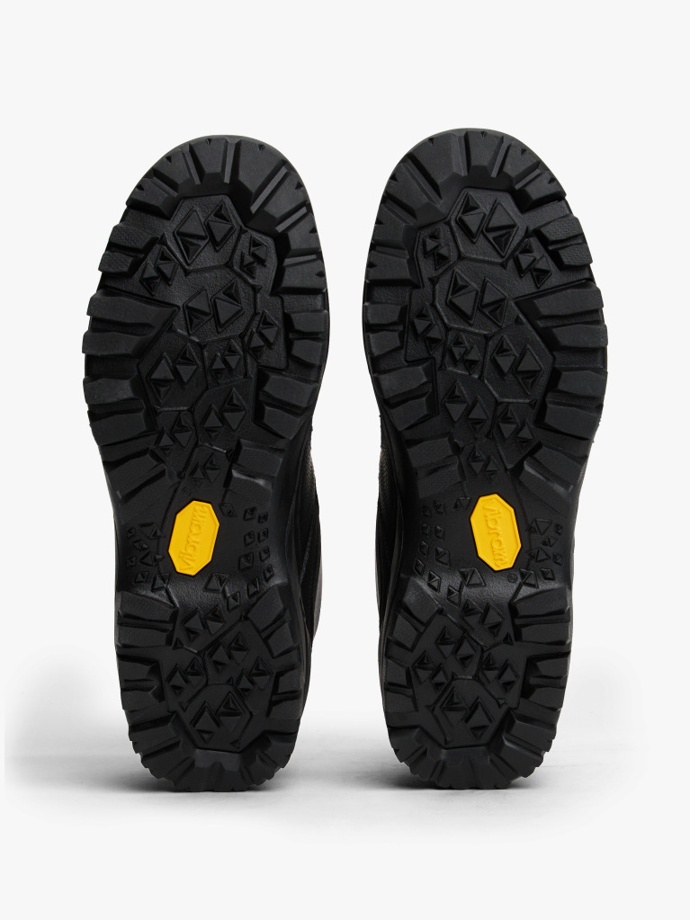 Black Chunky Vibram Cleat Trainers  Men