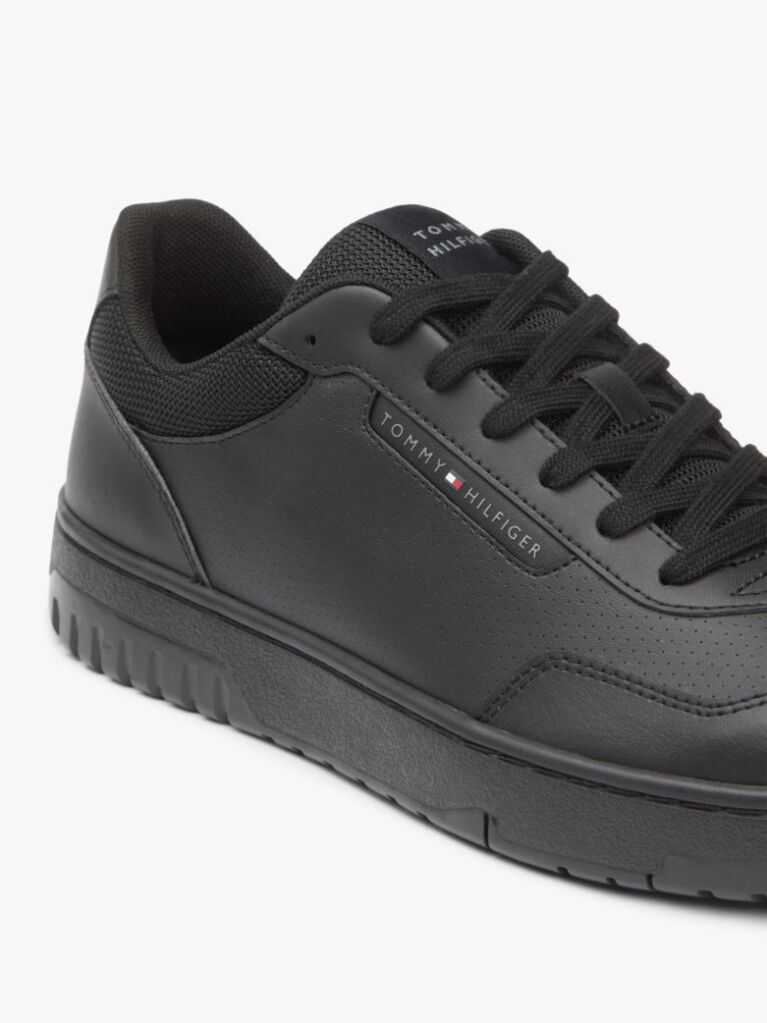 Black Lightweight Basketball Trainers With Leather  Men