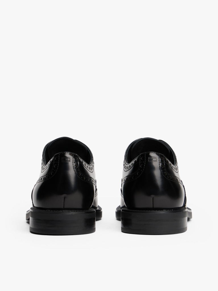 Black Leather Lace-Up Brogue Shoes  Men