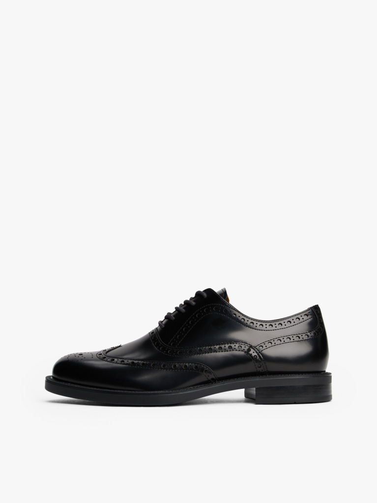 Black Leather Lace-Up Brogue Shoes  Men