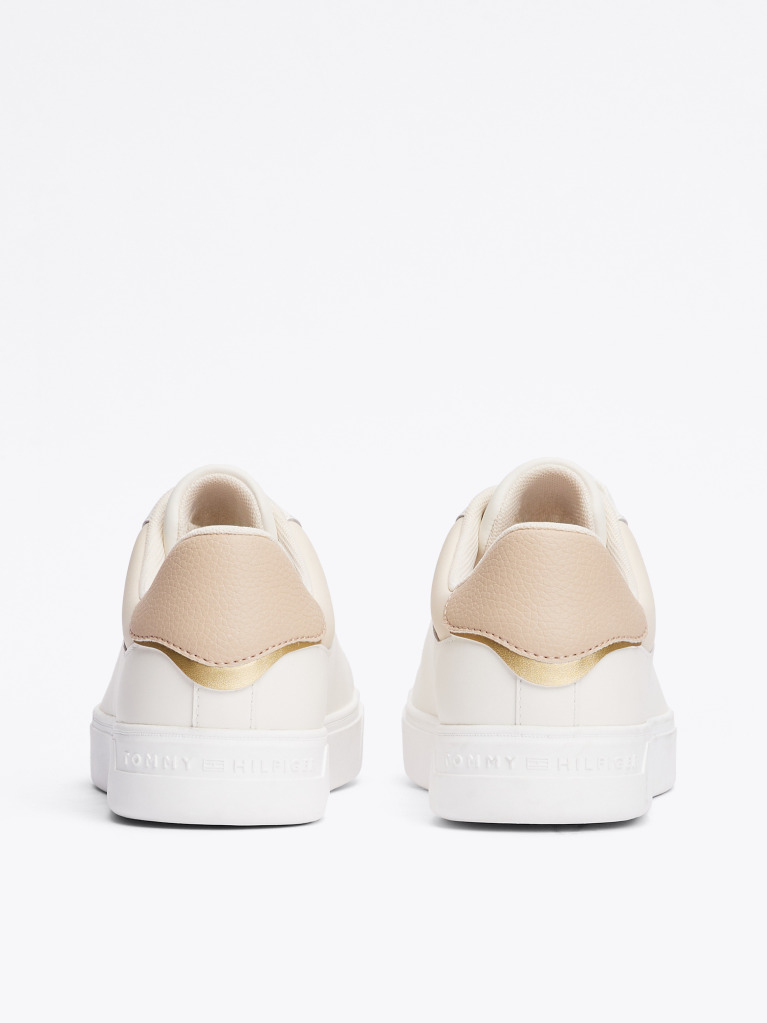 Μπεζ Essential Δερμάτινα Sneakers Με Μεταλλικές Λεπτομέρειες  Γυναίκες