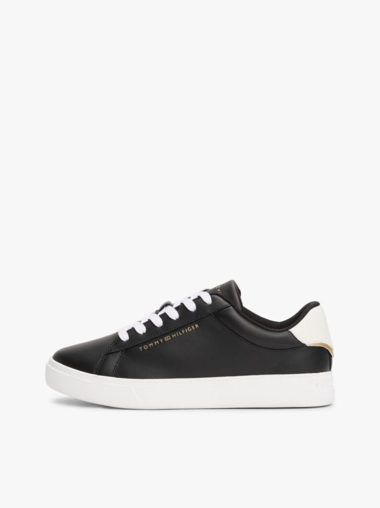Μαύρο Essential Δερμάτινα Sneakers Με Μεταλλικές Λεπτομέρειες  Γυναίκες