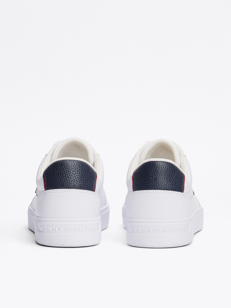 Άσπρο Essential Δερμάτινα Sneakers  Γυναίκες