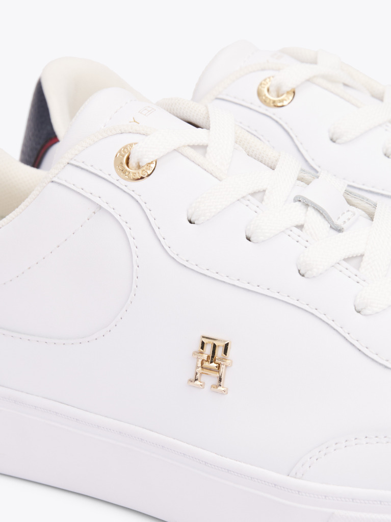 Άσπρο Essential Δερμάτινα Sneakers  Γυναίκες