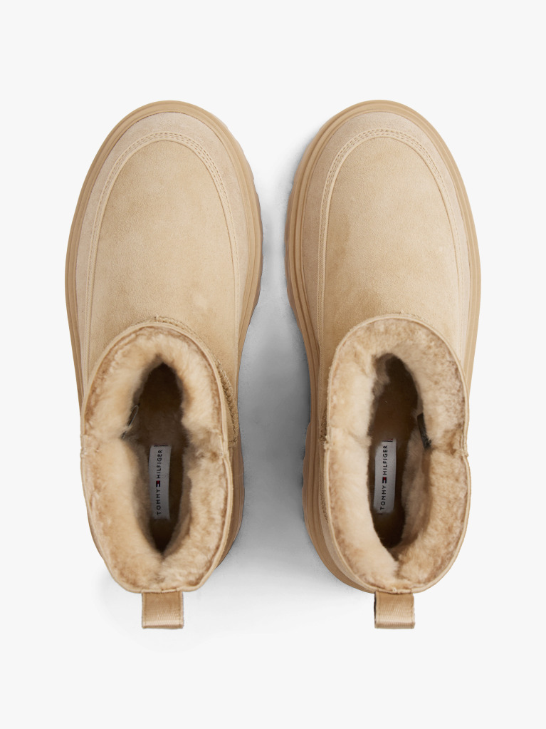 Brown Leather Cleat Pull-On Snow Boots  Women