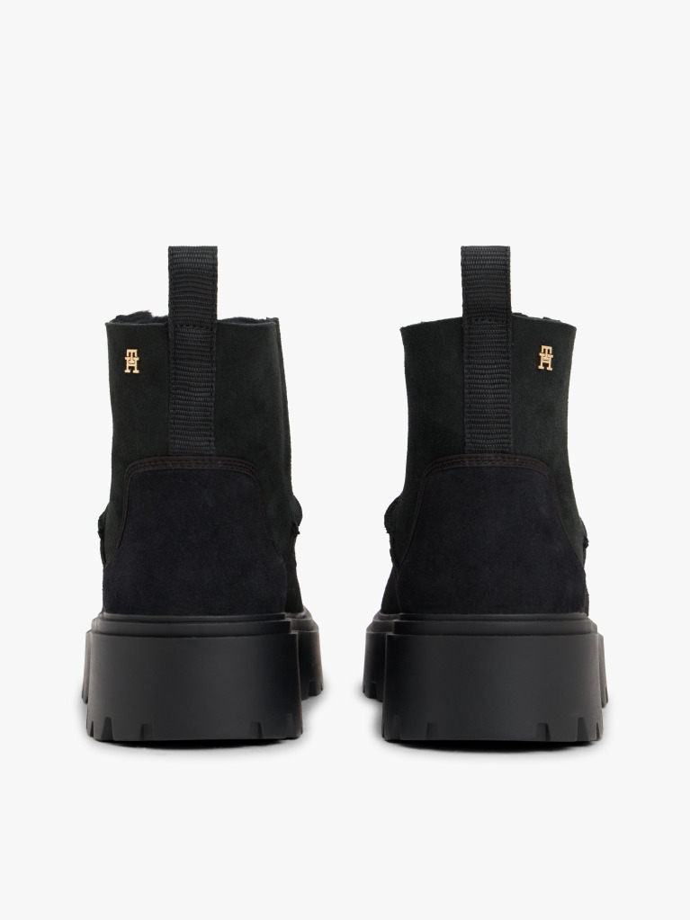 Black Leather Cleat Pull-On Snow Boots  Women