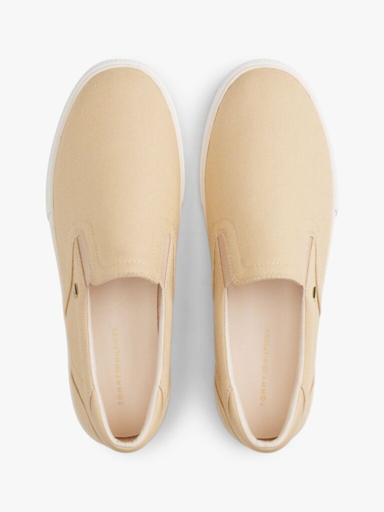 Μπεζ Slip-On Sneakers Από Καμβά  Γυναίκες