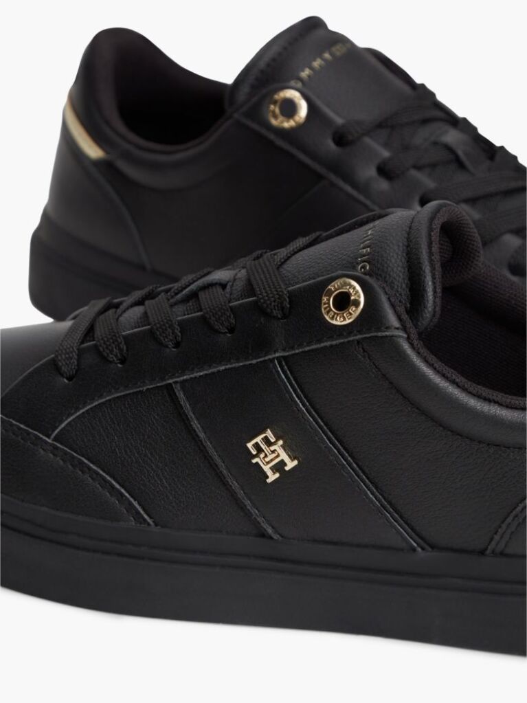 Μαύρο Δερμάτινα Sneakers Με Ανάγλυφο Φινίρισμα  Γυναίκες
