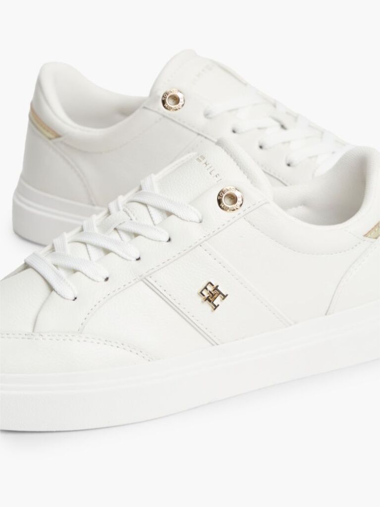Μπεζ Δερμάτινα Sneakers Με Ανάγλυφο Φινίρισμα  Γυναίκες