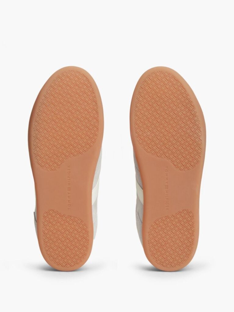 Γκρι Σουέτ Sneakers Με Χαμηλό Κόψιμο  Γυναίκες