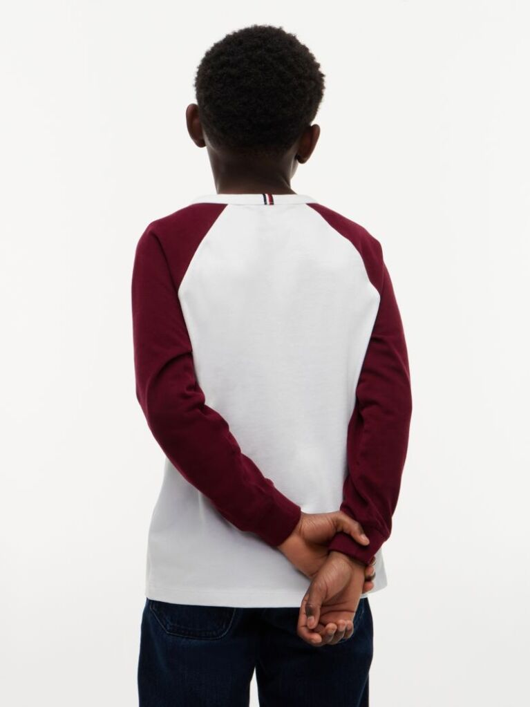 Άσπρο T-Shirt Με Colour-Blocked Varsity Λογότυπο  Αγόρια