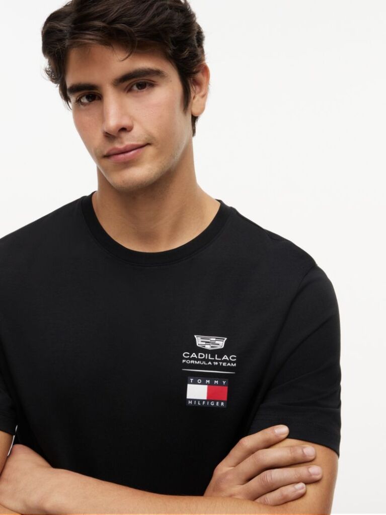 Μαύρο TH x Cadillac Formula 1® Team T-Shirt Με Λογότυπο  Unisex