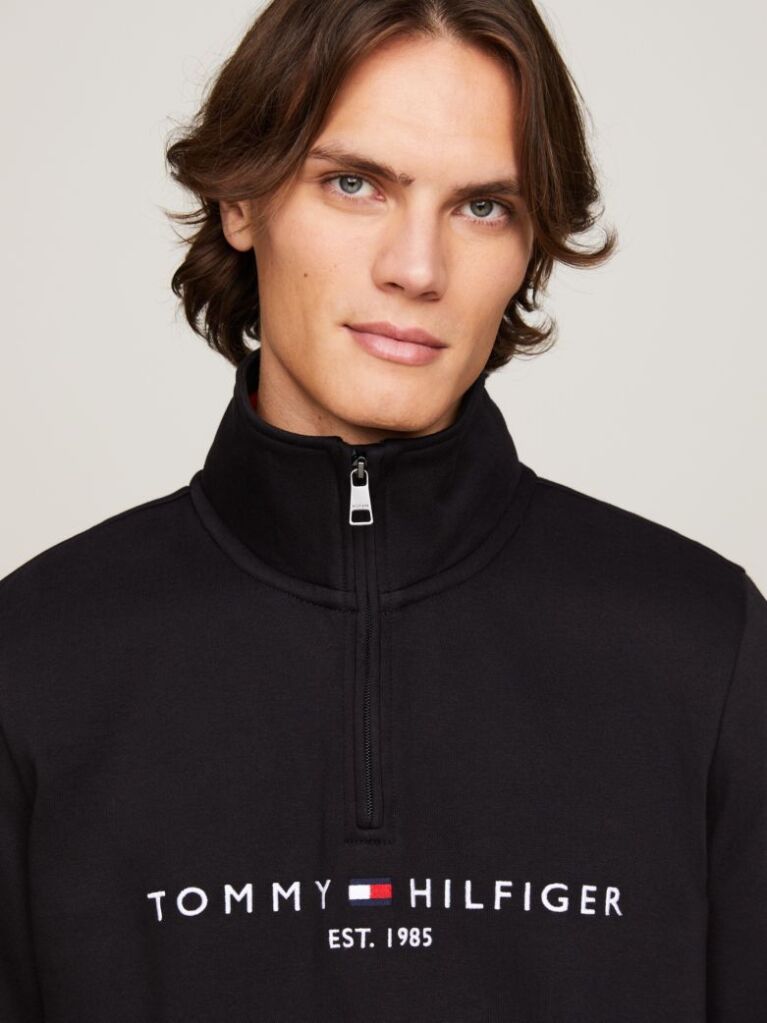 Black Combining casual style with enhanced comfort, this sweatshirt is made from flex fleece and has a cosy, zip-adjustable mock turtleneck.  Men