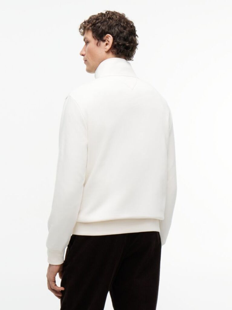 Beige Combining casual style with enhanced comfort, this sweatshirt is made from flex fleece and has a cosy, zip-adjustable mock turtleneck.  Men