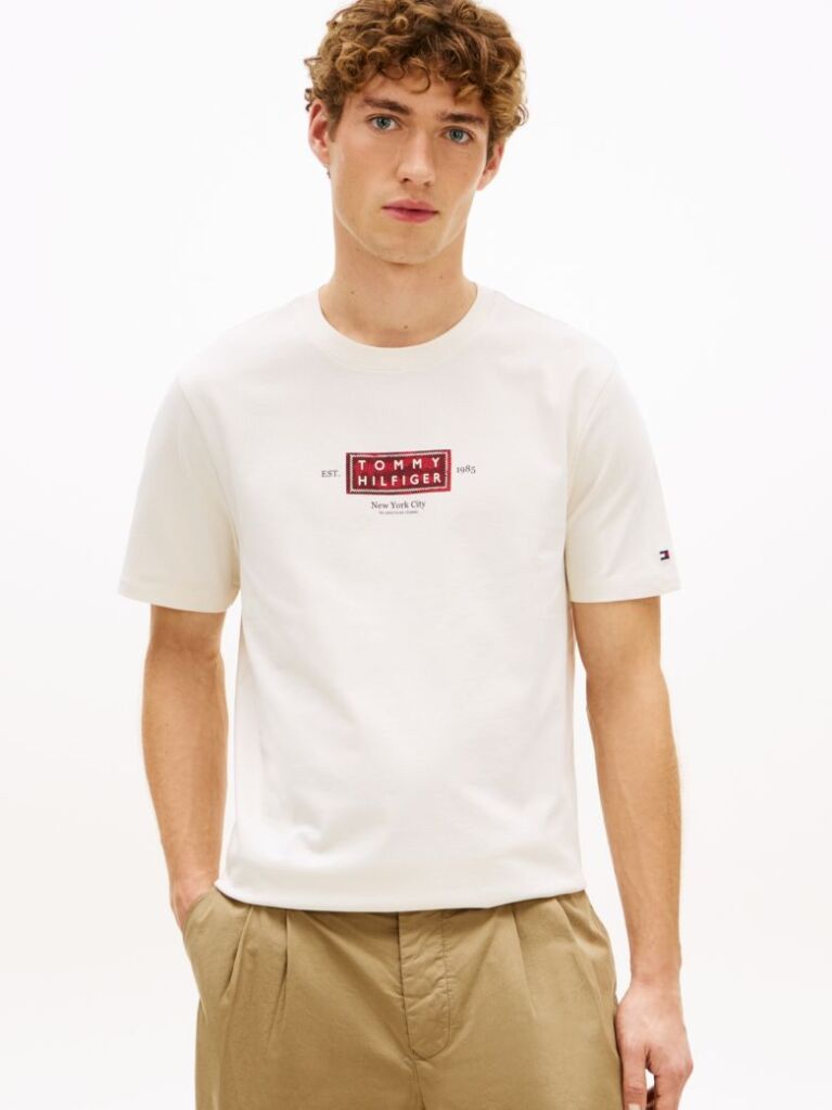 Μπεζ T-Shirt Με Heritage Λογότυπο Και Κλασική Λαιμόκοψη  Άνδρες