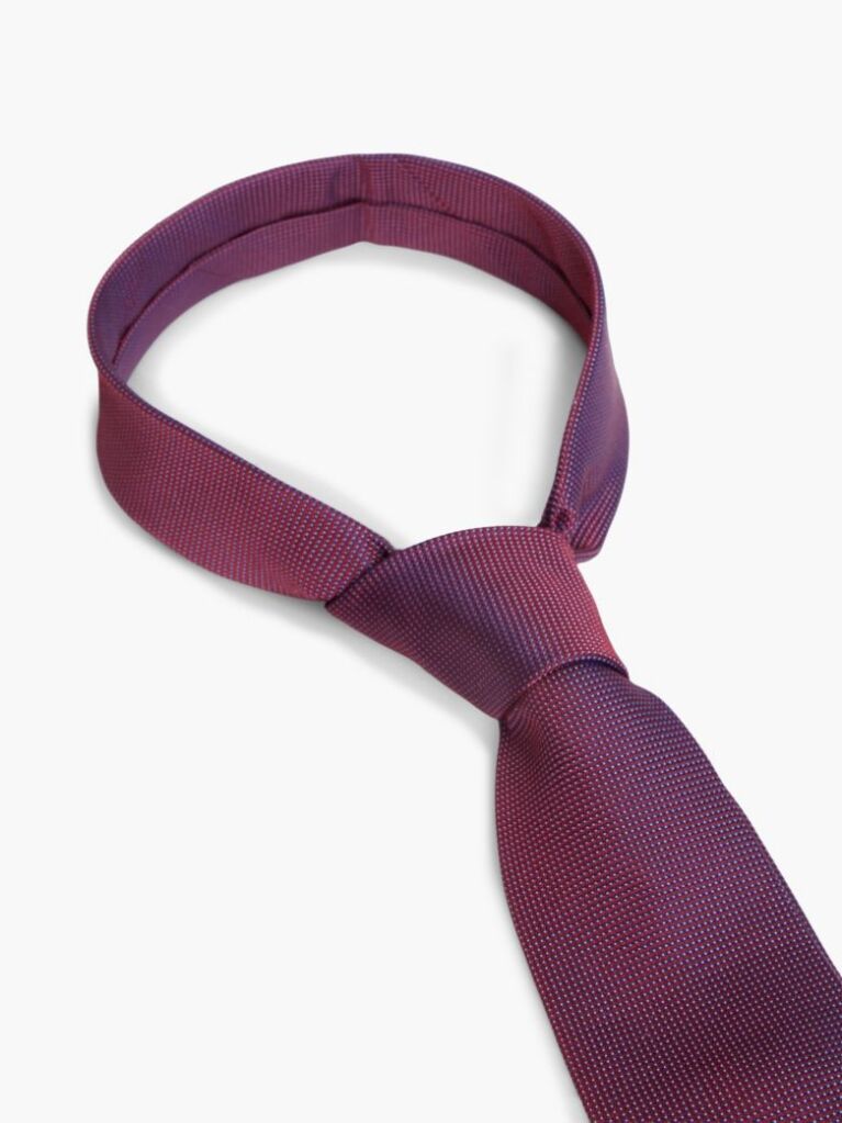Red New York Label Pattern Silk Tie  Men
