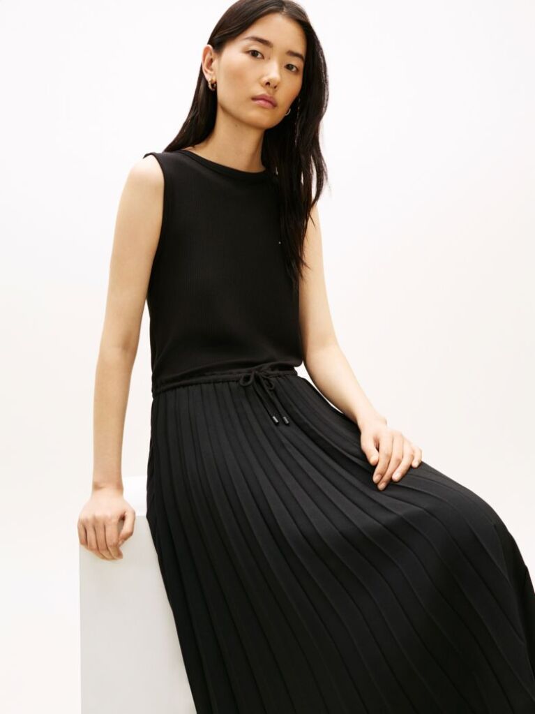 Black Pleated Sleeveless Slim Midi Dress  Women